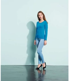 MAJESTIC WOMEN'S ROUND COLLAR LONG SLEEVE T-SHIRT